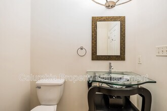 2421 Franklin St NE in Washington, DC - Building Photo - Building Photo