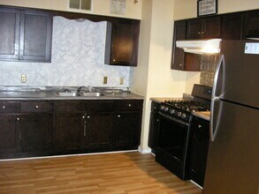 804 W Town Ct in Bowling Green, KY - Building Photo - Building Photo