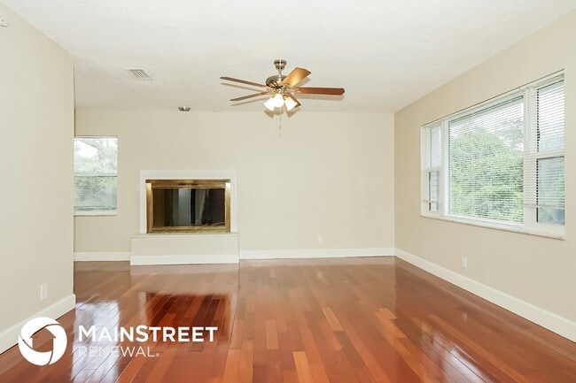 38 Woodlake Dr in Port Orange, FL - Building Photo - Building Photo