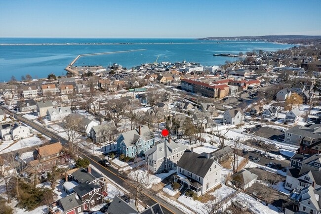 5 Lothrop St in Plymouth, MA - Foto de edificio - Building Photo