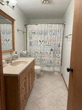 8001 E Gunning Dr in Spokane, WA - Building Photo - Building Photo