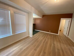 4724 7th Ave NE in Seattle, WA - Building Photo - Building Photo