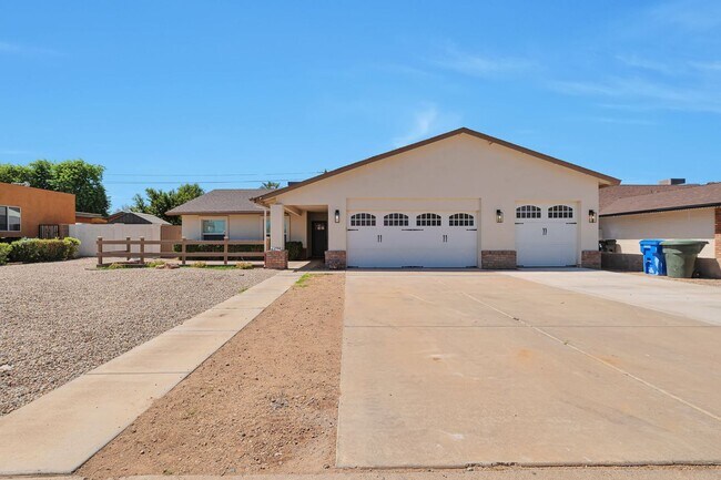 property at 5401 E Beck Ln