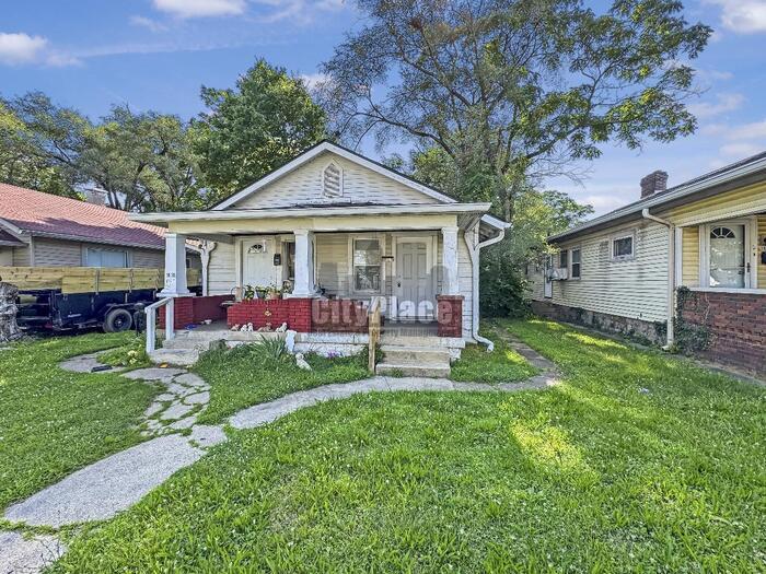 1921 N Harding St in Indianapolis, IN - Building Photo