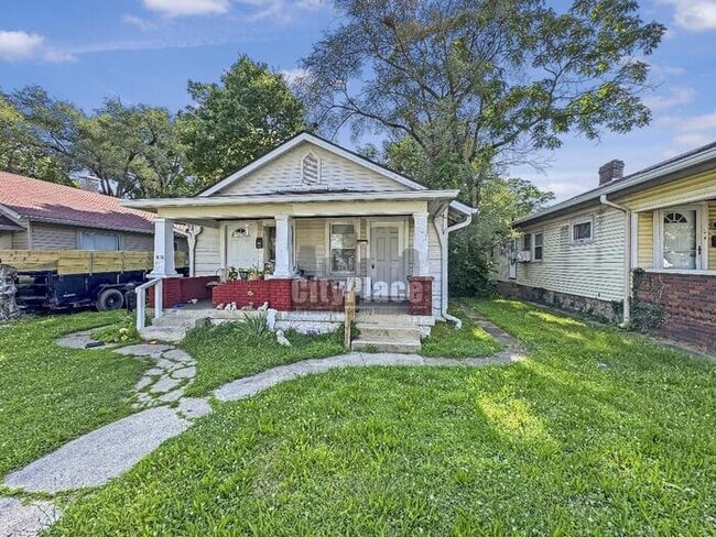 property at 1921 N Harding St