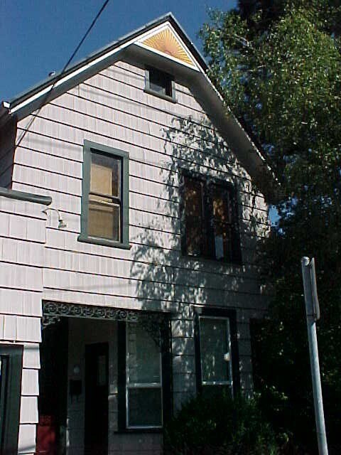 4234 S View Point Ter in Portland, OR - Building Photo