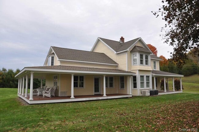 3411 NY-199 in Pine Plains, NY - Building Photo - Building Photo