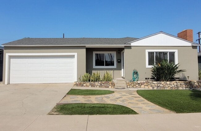 property at 1254 Avocado Ave