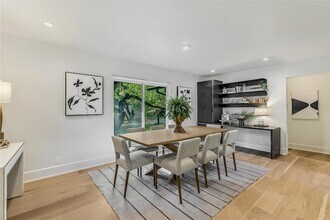 201 Westwood Terrace in West Lake Hills, TX - Building Photo - Building Photo