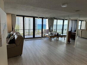 4200 N Ocean Dr in Riviera Beach, FL - Foto de edificio - Building Photo