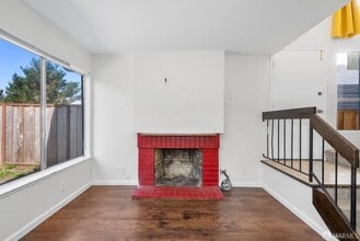 3849 Shamrock Ct in South San Francisco, CA - Building Photo - Building Photo