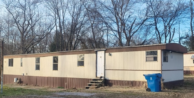 property at 615 S Bell St