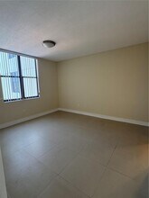 888 S Douglas Rd, Unit 1605 in Coral Gables, FL - Building Photo - Building Photo