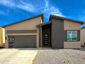 15372 Imagine Dr in El Paso, TX - Building Photo