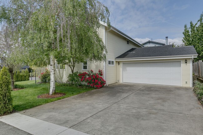 300 10th Ave W in Kirkland, WA - Building Photo - Building Photo