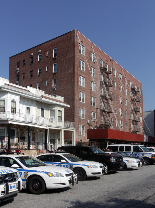 1830 Brooklyn Ave in Brooklyn, NY - Foto de edificio