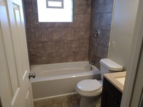 881 Allen Rd in Ypsilanti, MI - Building Photo - Building Photo