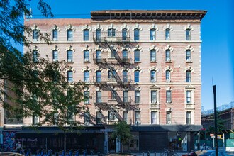 235-237 E 4th St in New York, NY - Building Photo - Building Photo