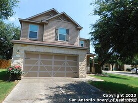 4302 Crystal Bay in San Antonio, TX - Building Photo