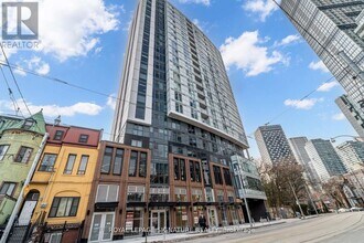 219 Dundas St E in Toronto, ON - Building Photo - Building Photo