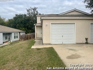 11247 Terra Loop Rd in San Antonio, TX - Foto de edificio - Building Photo
