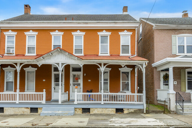 42-44 E 5th St in Pottstown, PA - Building Photo - Building Photo