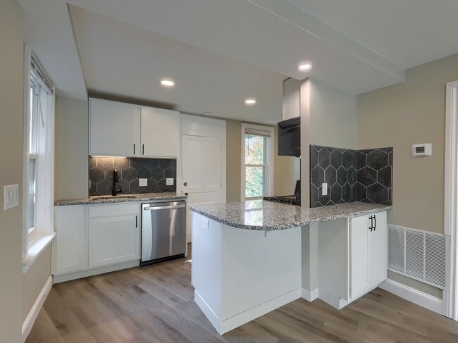 612 N 2nd St in Harrisburg, PA - Building Photo - Building Photo