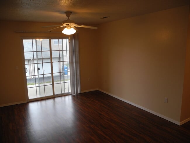 160 Knowledge Ave in Branson, MO - Building Photo - Building Photo