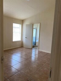 5106 Natasha Run Ln photo'