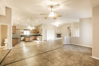 1841 E Hartford Ave in Phoenix, AZ - Building Photo - Building Photo