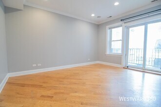 2036 W Arthur Ave in Chicago, IL - Building Photo - Building Photo