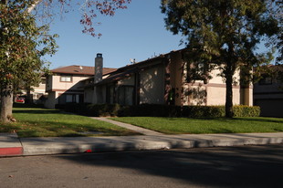 1457 E Nocta St Apartments