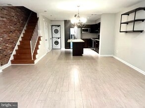 3840 Steppes Ct in Falls Church, VA - Building Photo - Building Photo
