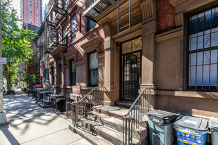 514 E 82nd St in New York, NY - Building Photo - Building Photo