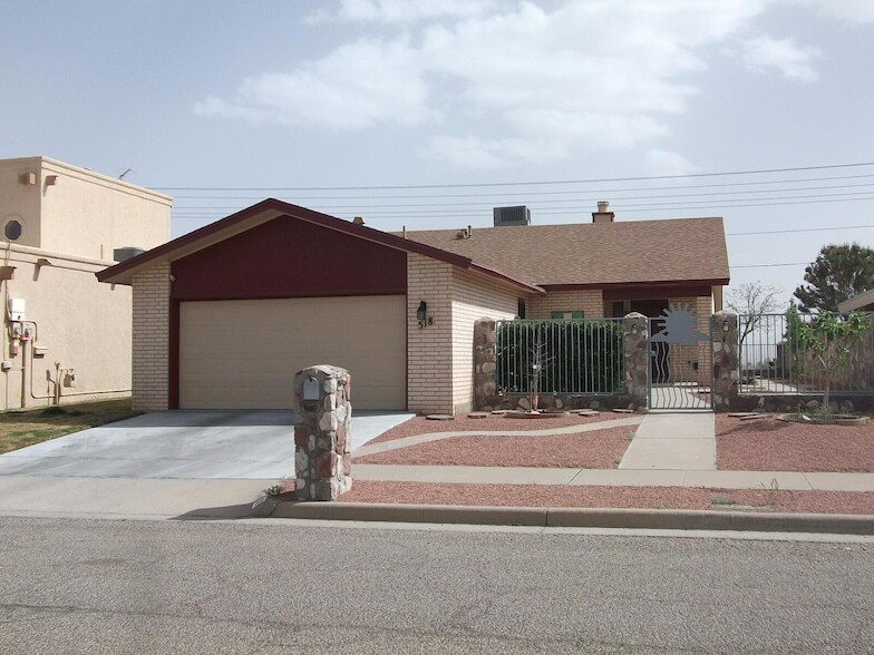 518 Dorsey Dr, Unit 2413-03 in El Paso, TX - Building Photo