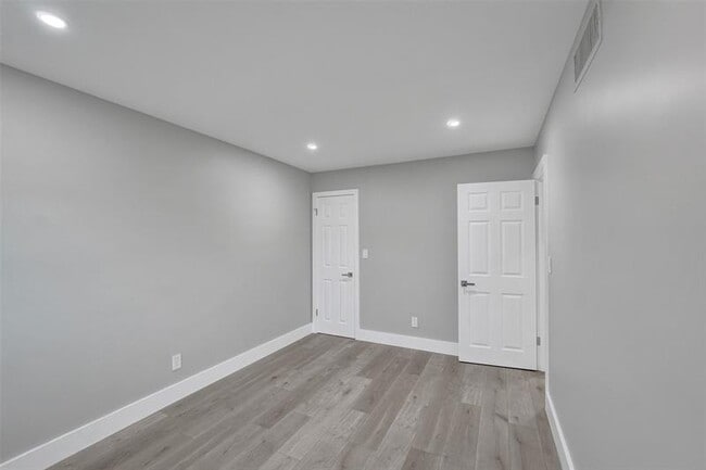 property at 5200 NE 24th Terrace