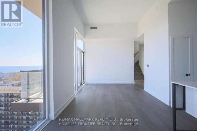 property at 270-1270 Dufferin St
