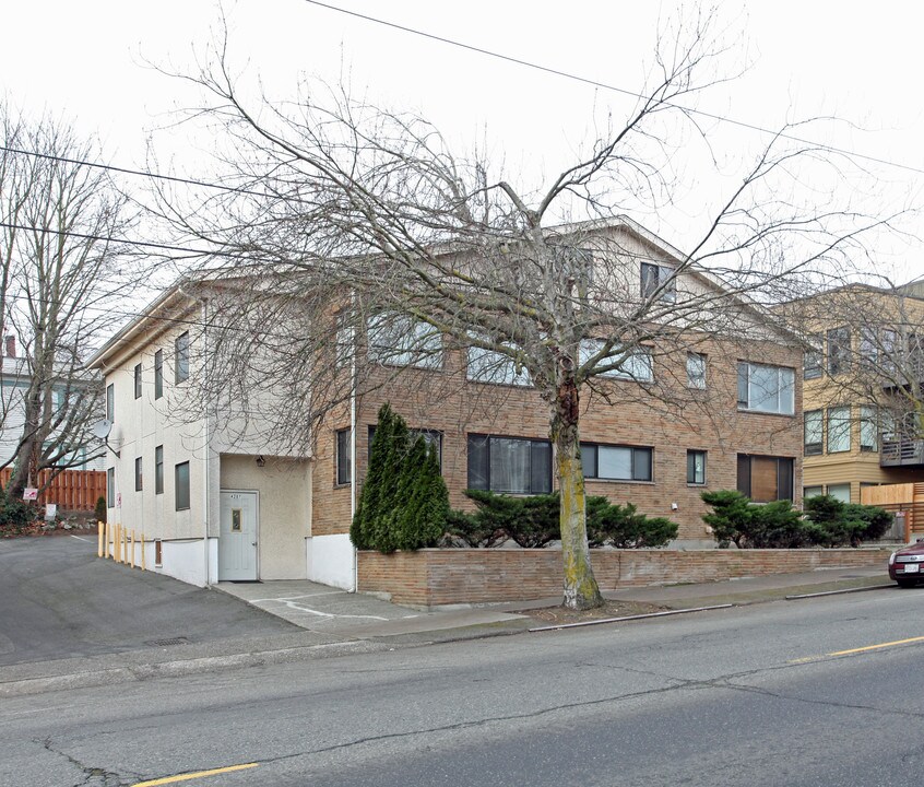 4207 Fremont Ave N in Seattle, WA - Building Photo