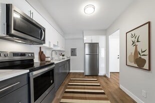 840-846 Massachusetts Ave in Arlington, MA - Building Photo