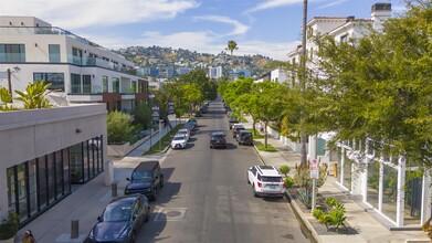 745 N Croft Ave in Los Angeles, CA - Building Photo - Building Photo