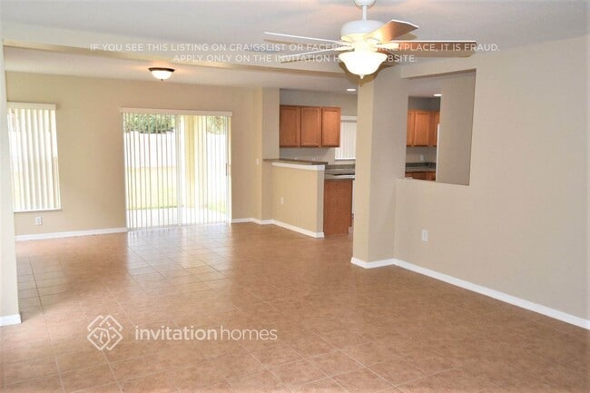 9313 Wellstone Dr in Land O Lakes, FL - Building Photo - Building Photo