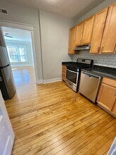 3700 N Fremont St, Unit 2 in Chicago, IL - Foto de edificio - Building Photo