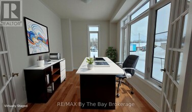 105 Sun Vly Ave in Wasaga Beach, ON - Building Photo - Building Photo