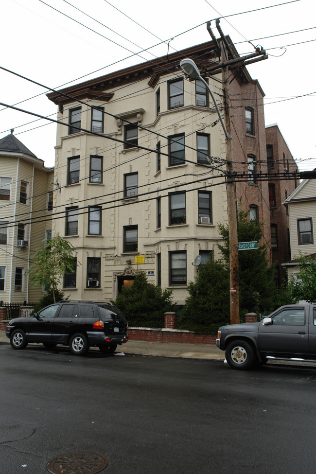 63 Radford St in Yonkers, NY - Building Photo - Building Photo