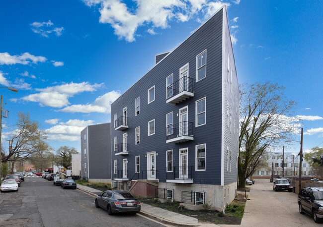 2231 Nicholson St SE in Washington, DC - Building Photo - Building Photo