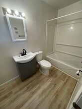 Holly Apartments in Kokomo, IN - Building Photo - Interior Photo
