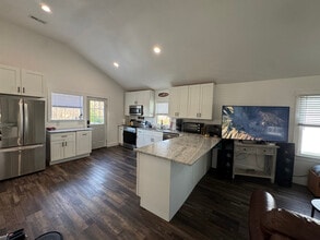 8101 Freeze Rd in Kannapolis, NC - Foto de edificio - Building Photo