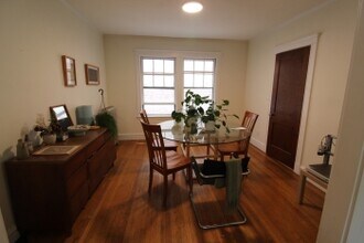 31 Concord Ave, Unit 1 in Cambridge, MA - Building Photo - Building Photo