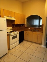 2911 SE 13th Ave in Homestead, FL - Foto de edificio - Building Photo