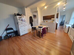 22 Glenbrook Rd, Unit 4 in Stamford, CT - Building Photo - Building Photo